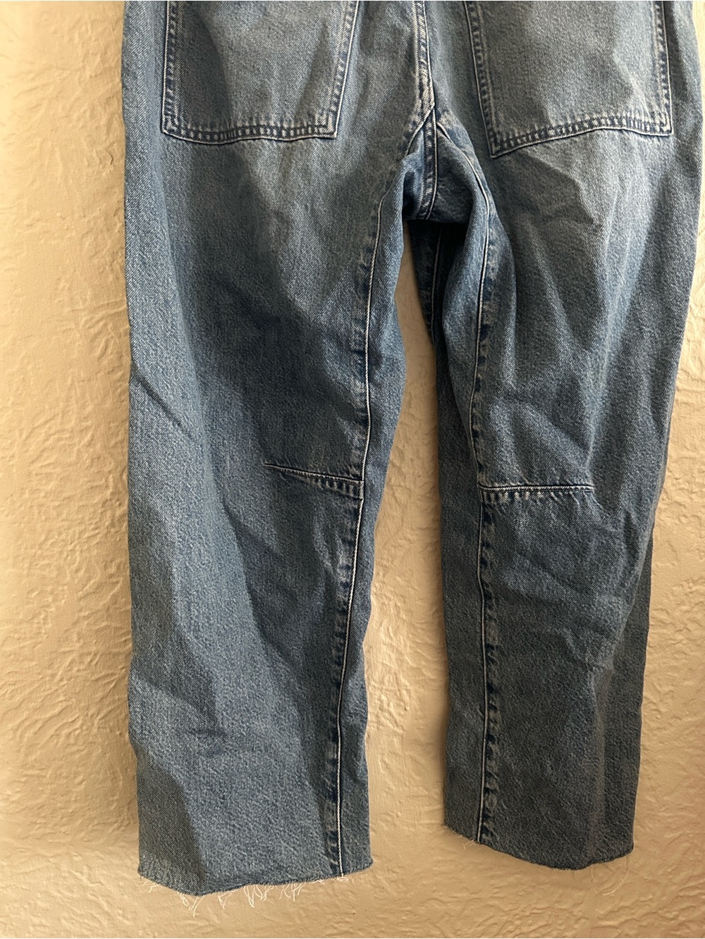 Madewell the Darted Barrel Leg Jeans 31 Riverbend Medium Wash Rigid Raw Hems - Picture 12 of 15